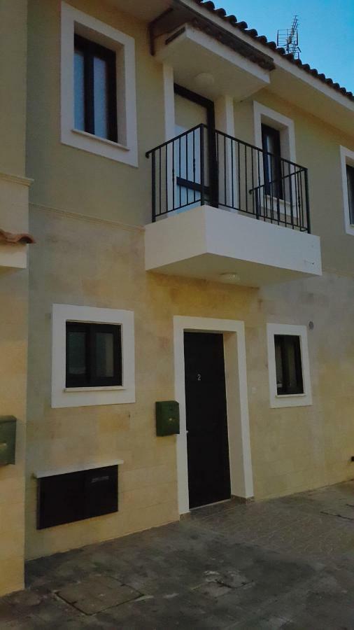 Chris'S Kyklades Holiday Apartment Paralimni Eksteriør billede